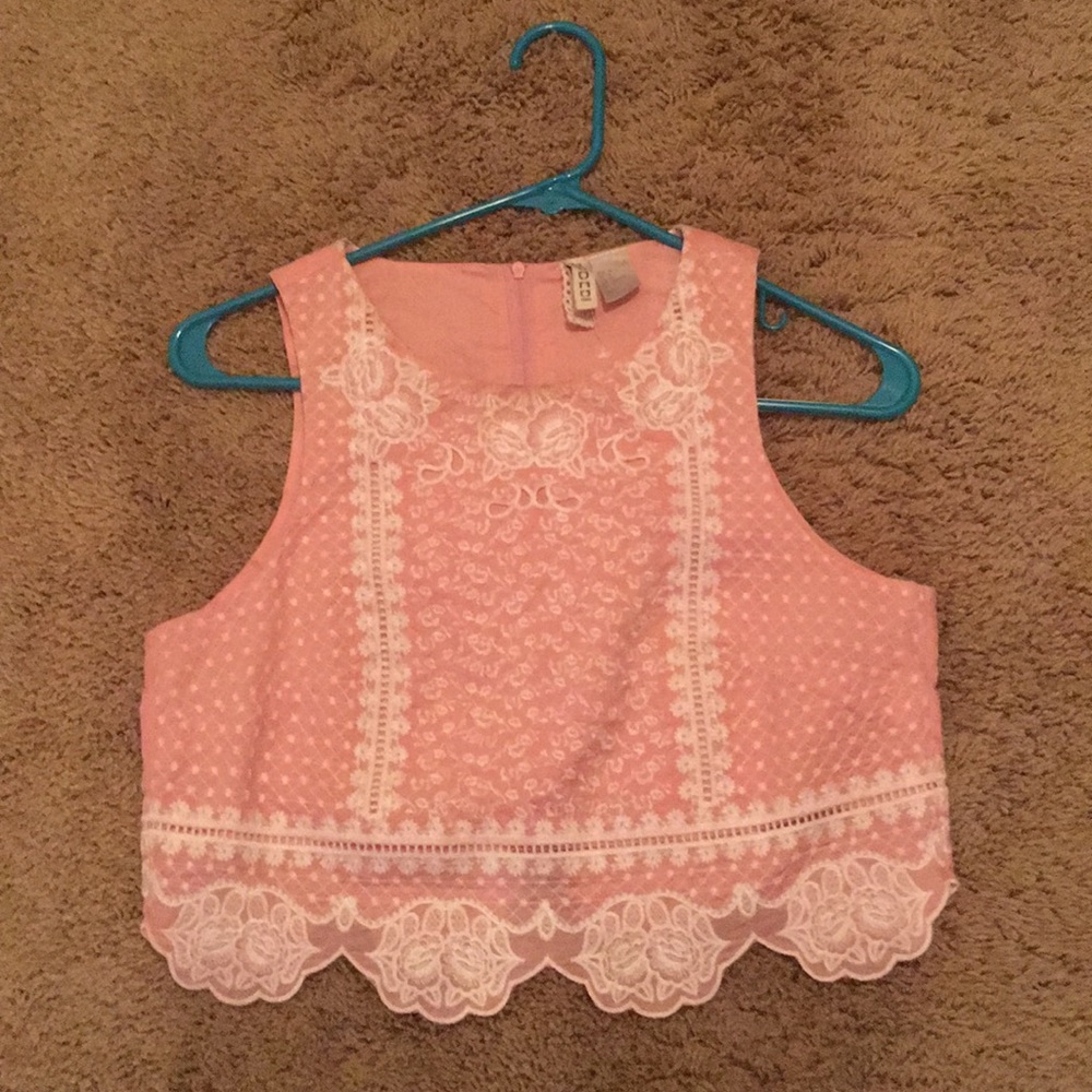 Crop top